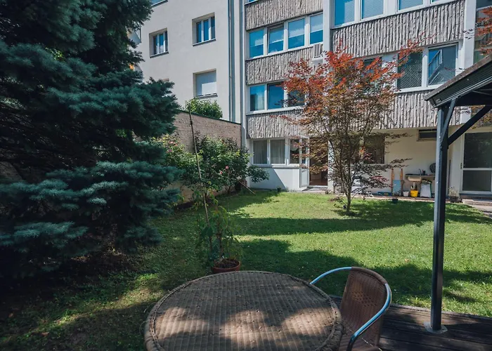 Bezauberndes Mit Privatem Garten Apartman Bécs