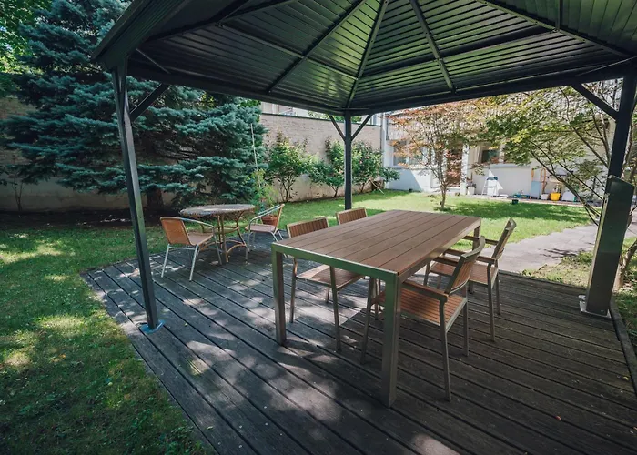 Apartman Bezauberndes Mit Privatem Garten
